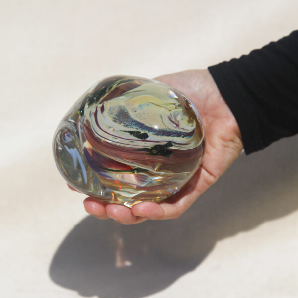 HANDBLOWN GLASS FORM